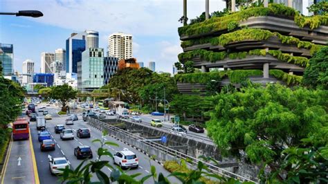 Latest Singapore COE prices and bidding results (3 April) .